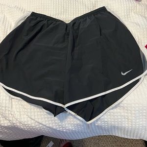 Nike plus size 2x running short with brief